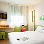 Otel Plaza Mozart
