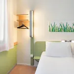 Plaza Mozart 4*