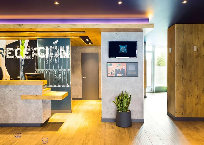 Отель Plaza Mozart 4*